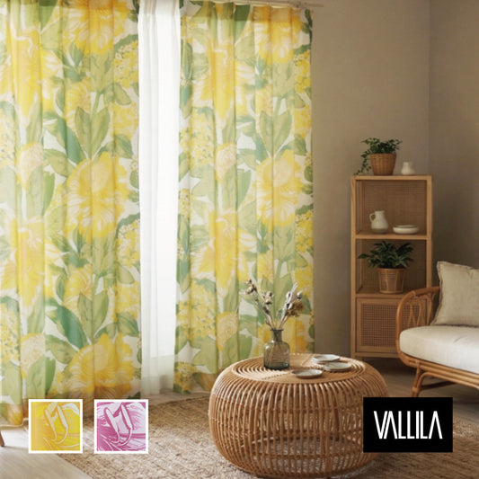 北欧ボタニカルデザイン ガーデニアの花が彩る窓辺 ラタン家具