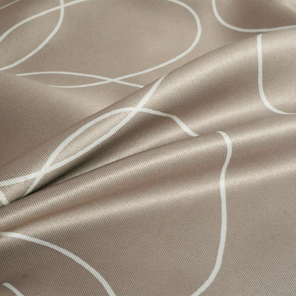 既製カーテン コピアBE-5