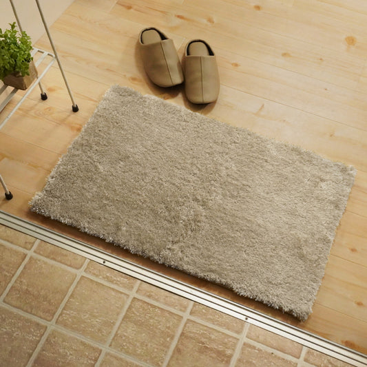 リッチなボリュームと上品な光沢感が魅力のシャギー玄関マット グレージュ