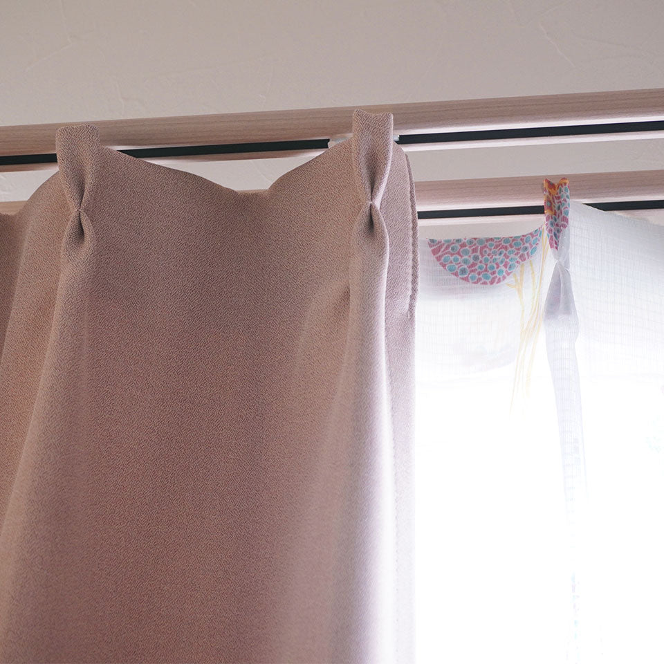 サナ【美品】サンレジャン　布カーテン　遮光カーテン　レース　大小計4セット 4P既製｜遮光カーテンとカラフルな花柄ミラーレースの1窓セット｜オンニ