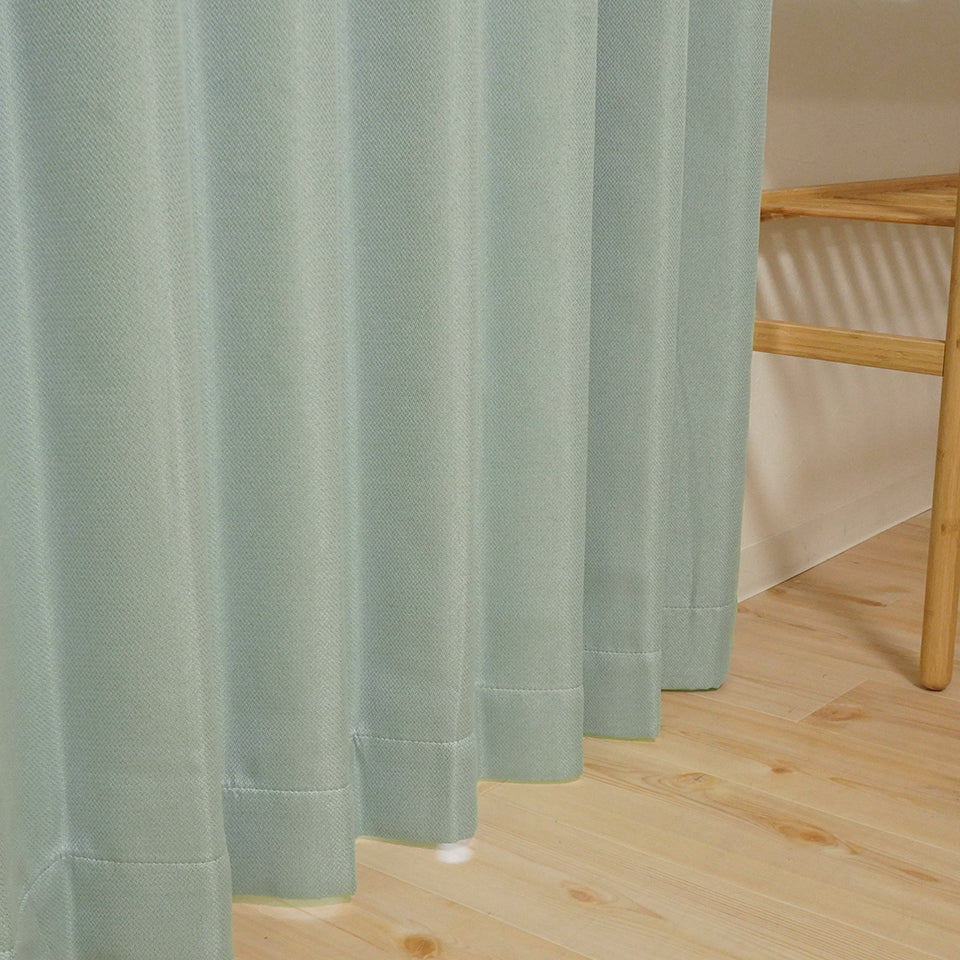 4P既製｜22サイズ 遮光・保温・高機能4枚セット（ドレープ＋ミラーレース）｜4Pカーテン デリス｜グリーン裾
