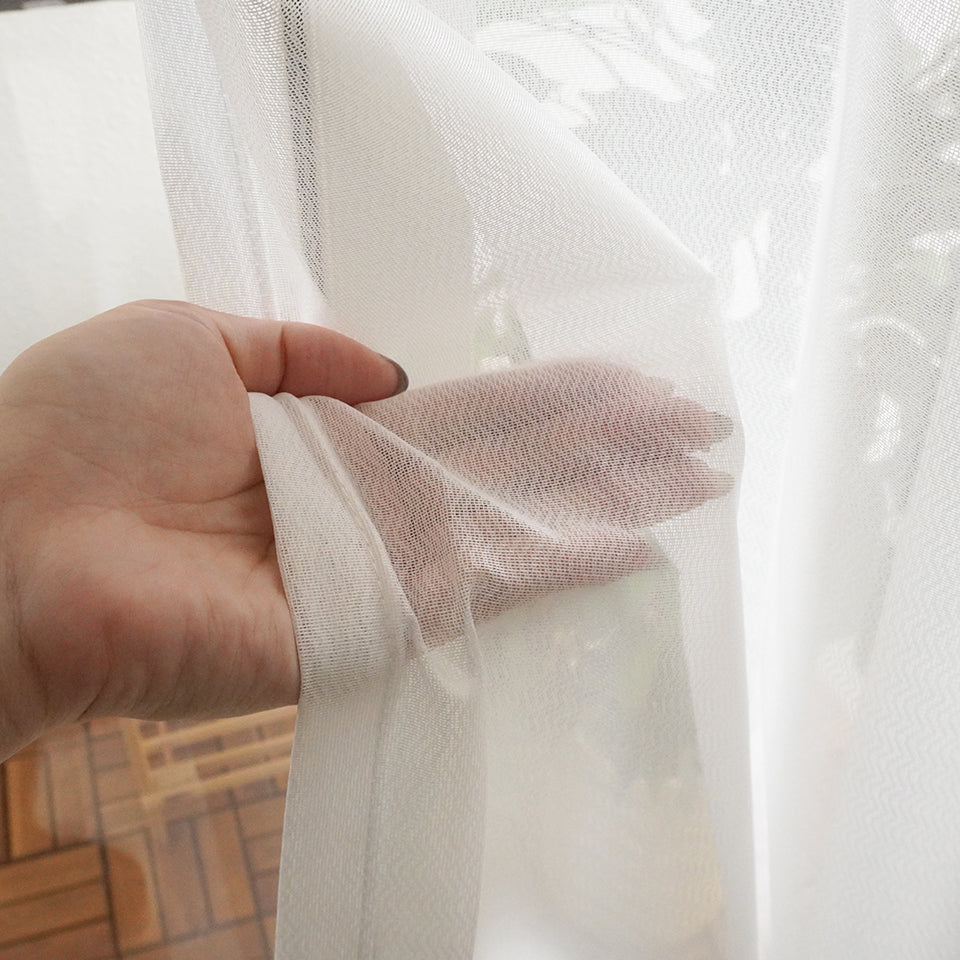 4P既製｜22サイズ 遮光・保温・高機能4枚セット（ドレープ＋ミラーレース）｜4Pカーテン デリス｜レースカーテン生地感