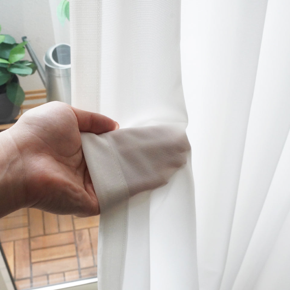 透け感少な目でやわらかい生地感 プライバシー保護のミラーレース