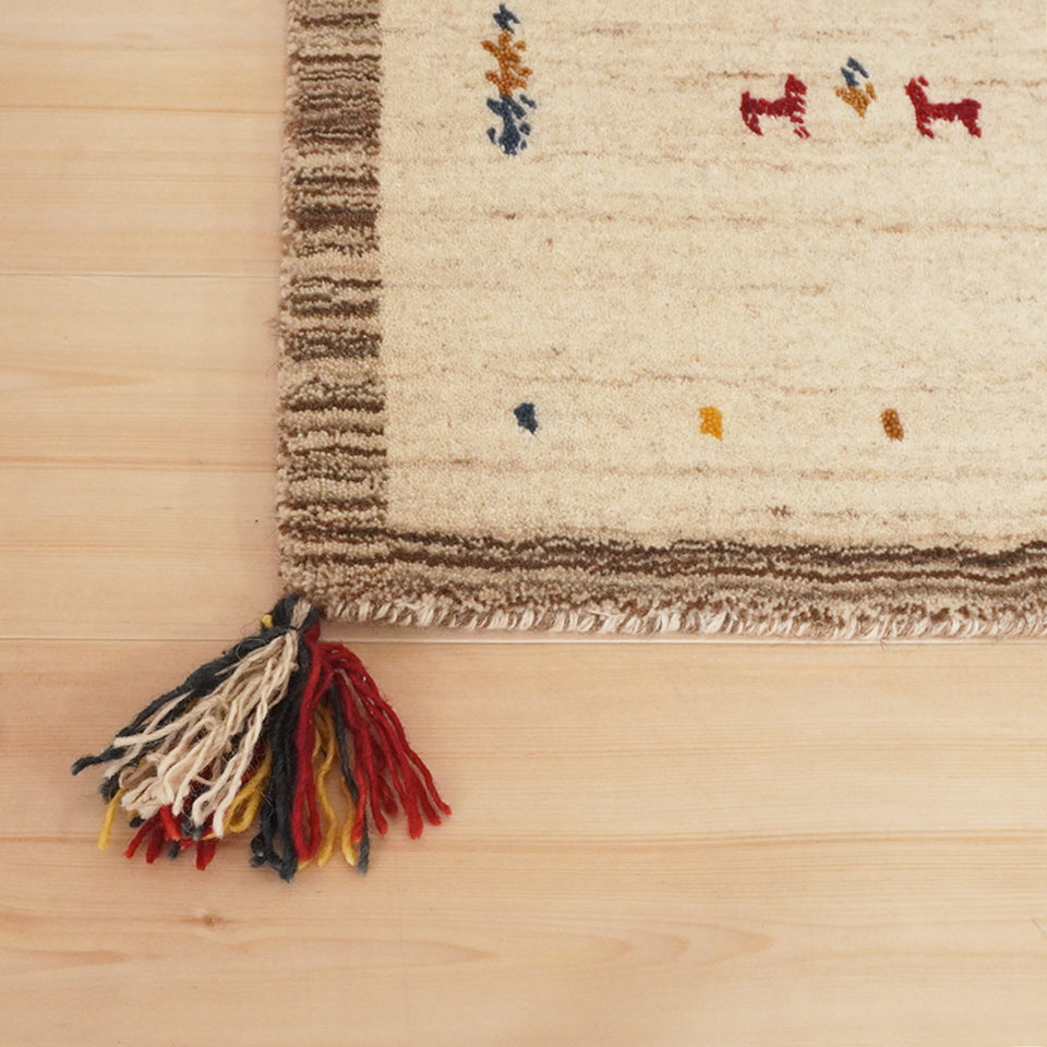 天然素材で温かみを感じるインド製手織りギャッベ｜インドギャッベGB-002  座布団サイズ　フリンジ部分
