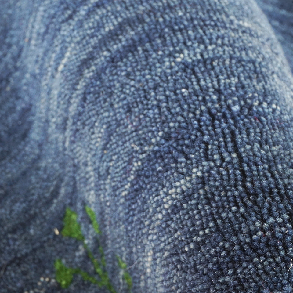 天然素材で温かみを感じるインド製手織りギャッベ｜インドギャッベGB-027  座布団サイズ　生地感