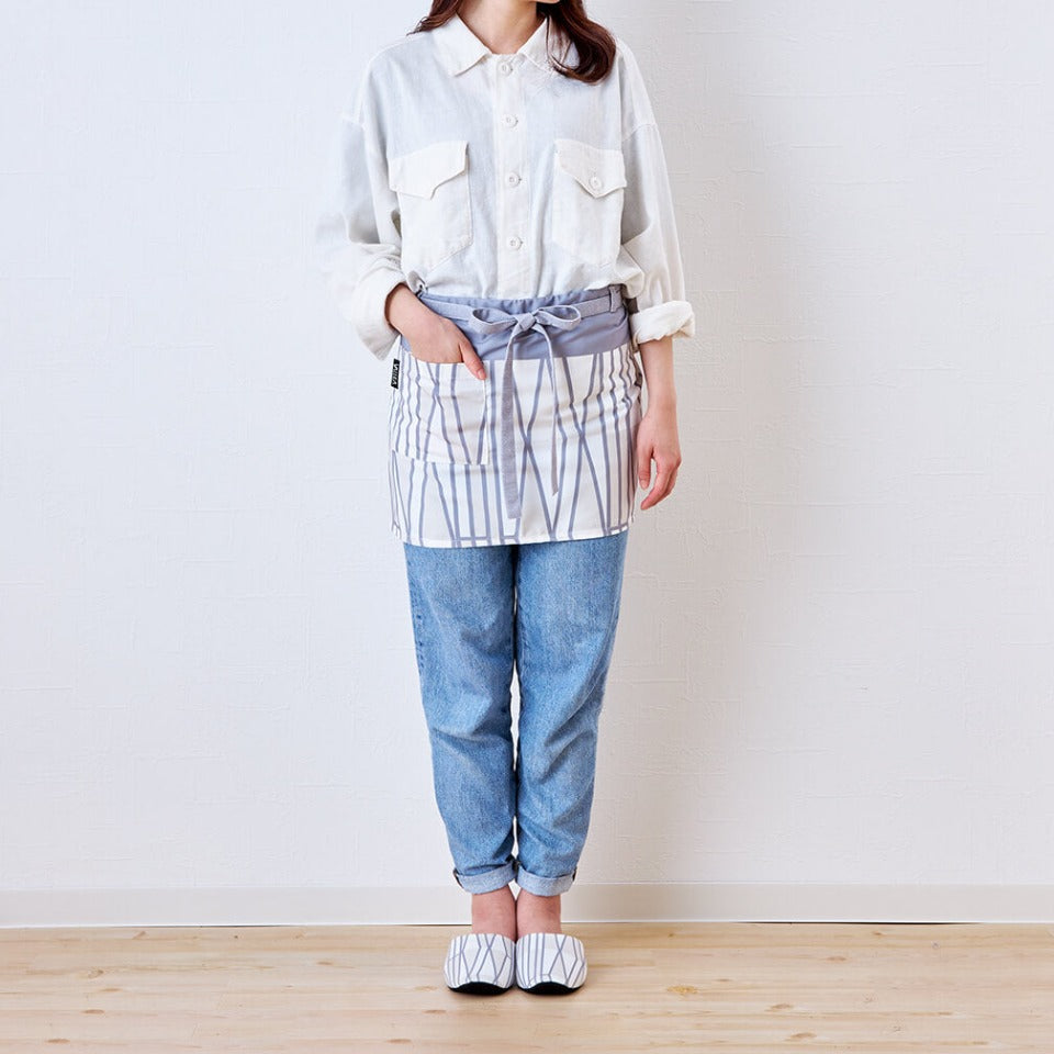 北欧テイスト 動きやすい腰エプロン｜Vヴァルガルド ギャルソンエプロン