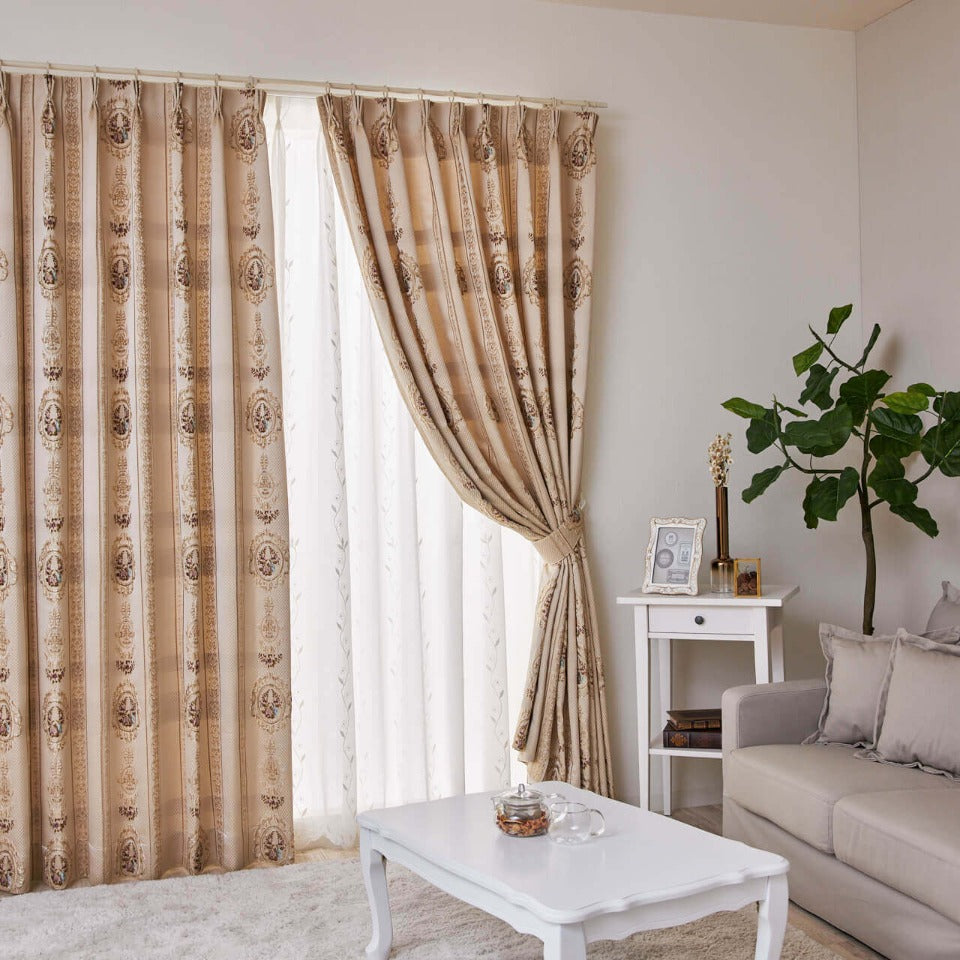 無料生地サンプル】オーダー｜上品でエレガントなゴブラン織り王宮柄