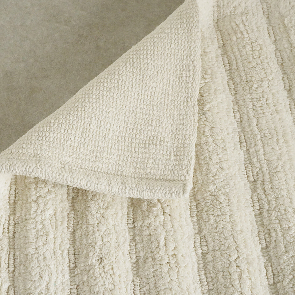 インド綿100％ 吸水性抜群でお手入れ簡単 立体感のあるナチュラルモダンなデザイン|クラフT618-1B バスマット（アイボリー）裏面