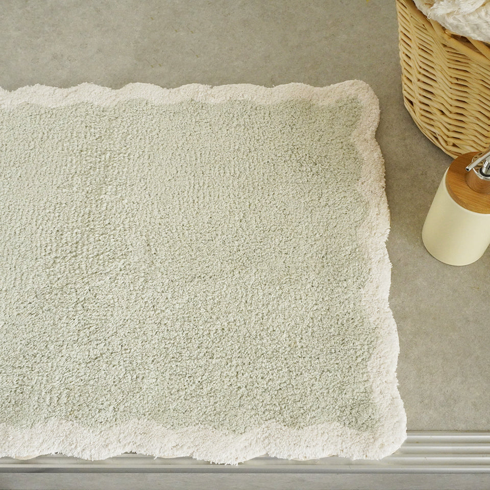 インド綿100％ 吸水性抜群でお手入れ簡単 POPでキュートなデザイン|クラフT495-1B バスマット（グリーン）波の輪舞が可愛らしいフォルム