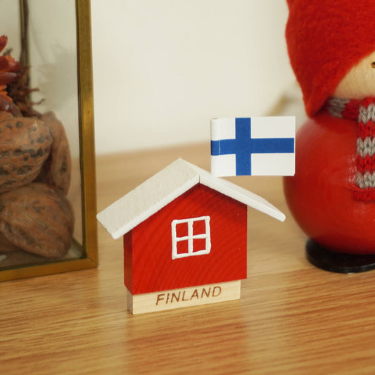 フィンランド直輸入 赤壁で白い屋根のお家のマグネット｜～Mokki-Magneetti～