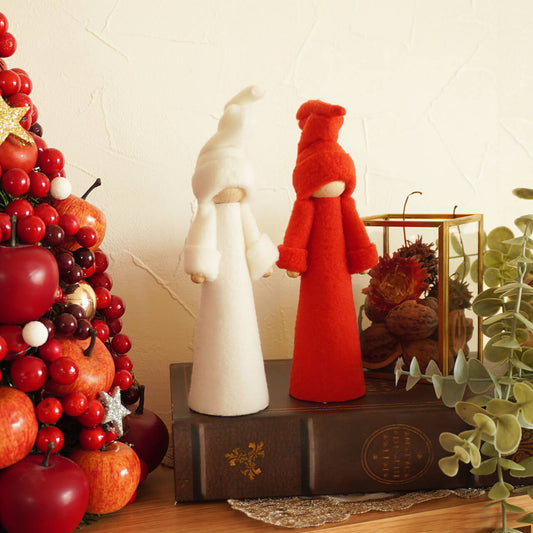 フィンランド直輸入 北欧からやってきたトンガリ帽子の妖精｜～Pikku-pietu～　ホワイト・レッド