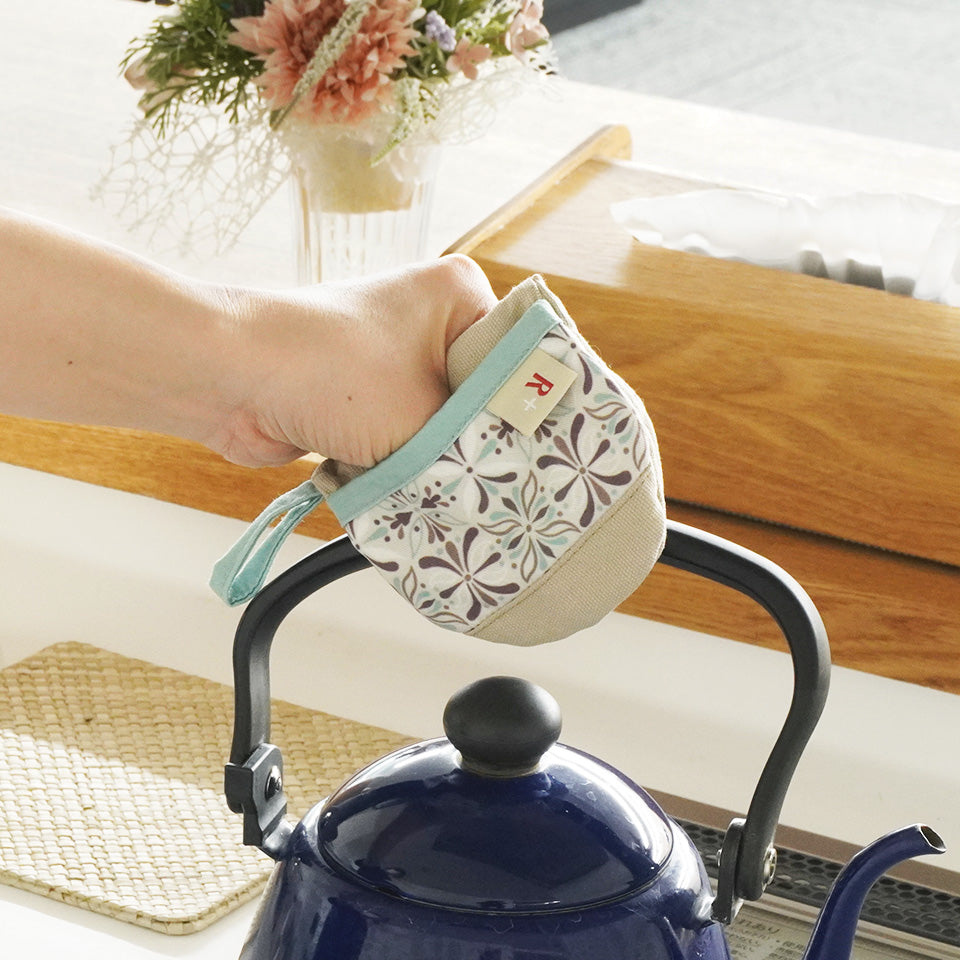 北欧花柄 おしゃれなコンパクトミトン 鍋つかみ グレー