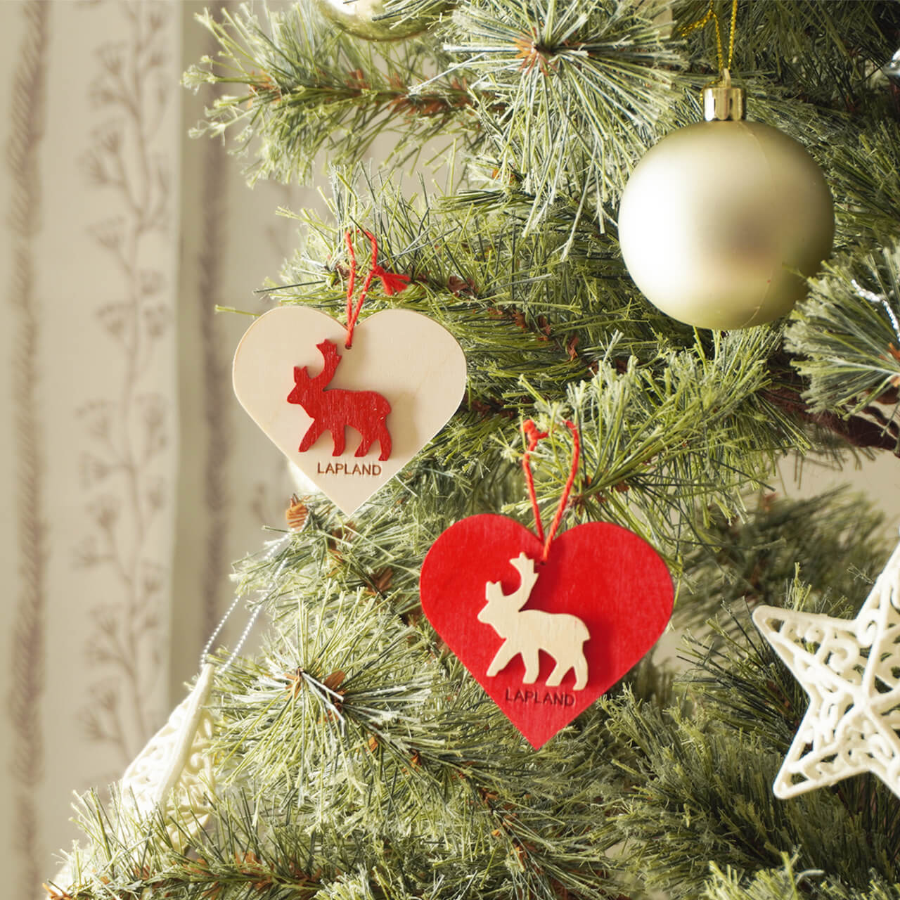 フィンランド直輸入 ハートとトナカイのオーナメント｜～Sydanporo～