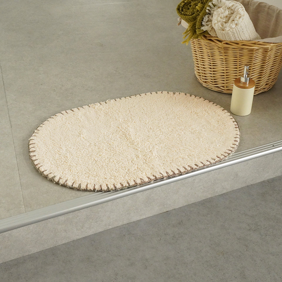インド綿100％ 吸水性抜群でお手入れ簡単やわらかい使い心地|クラフT416-1 楕円バスマット（アイボリー）