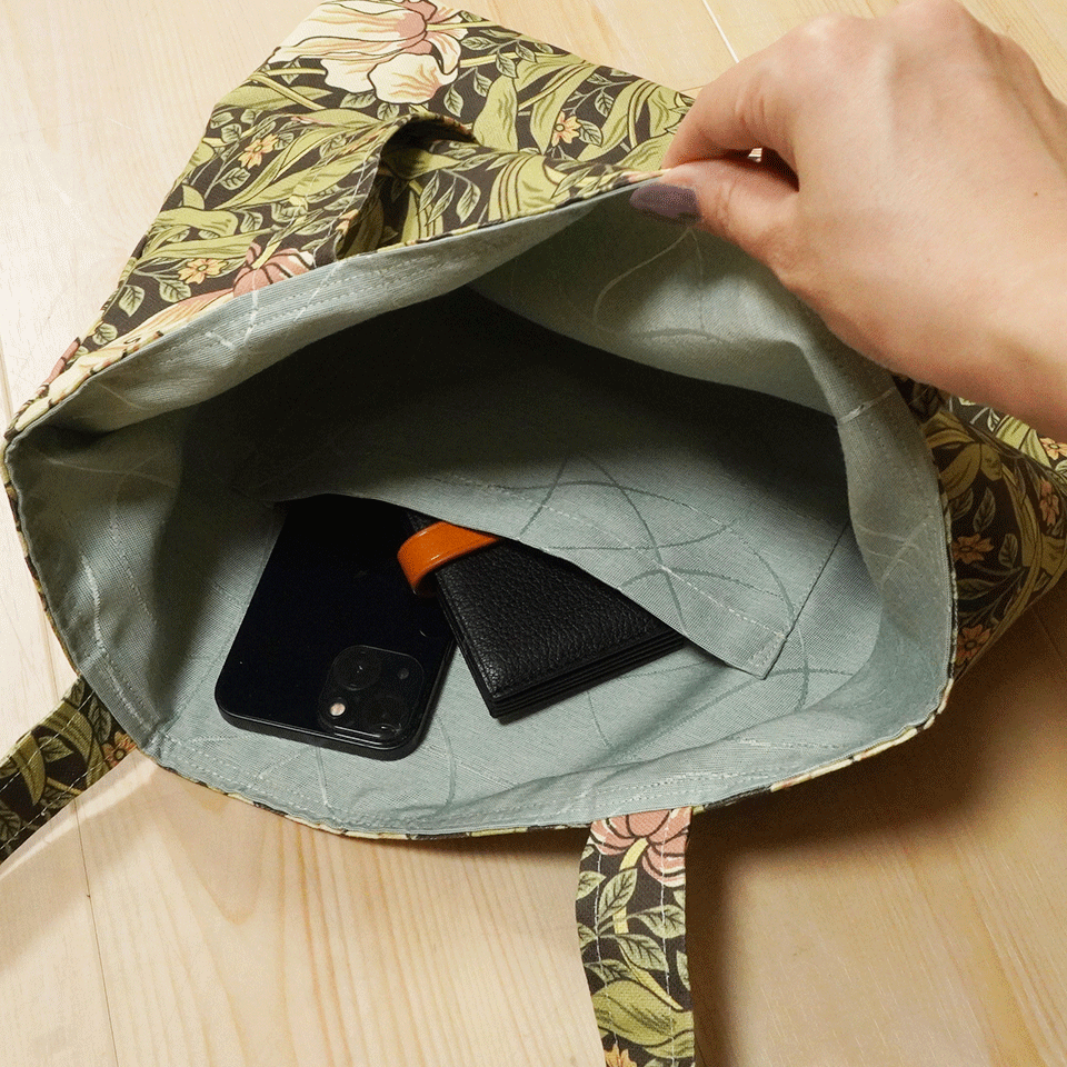 ウィリアムモリス柄　オリジナルバッグ S-裏地と内ポケット
