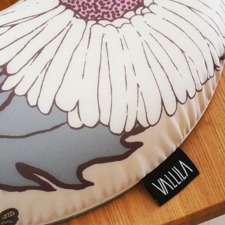 Vマム モールドドーナツクッション