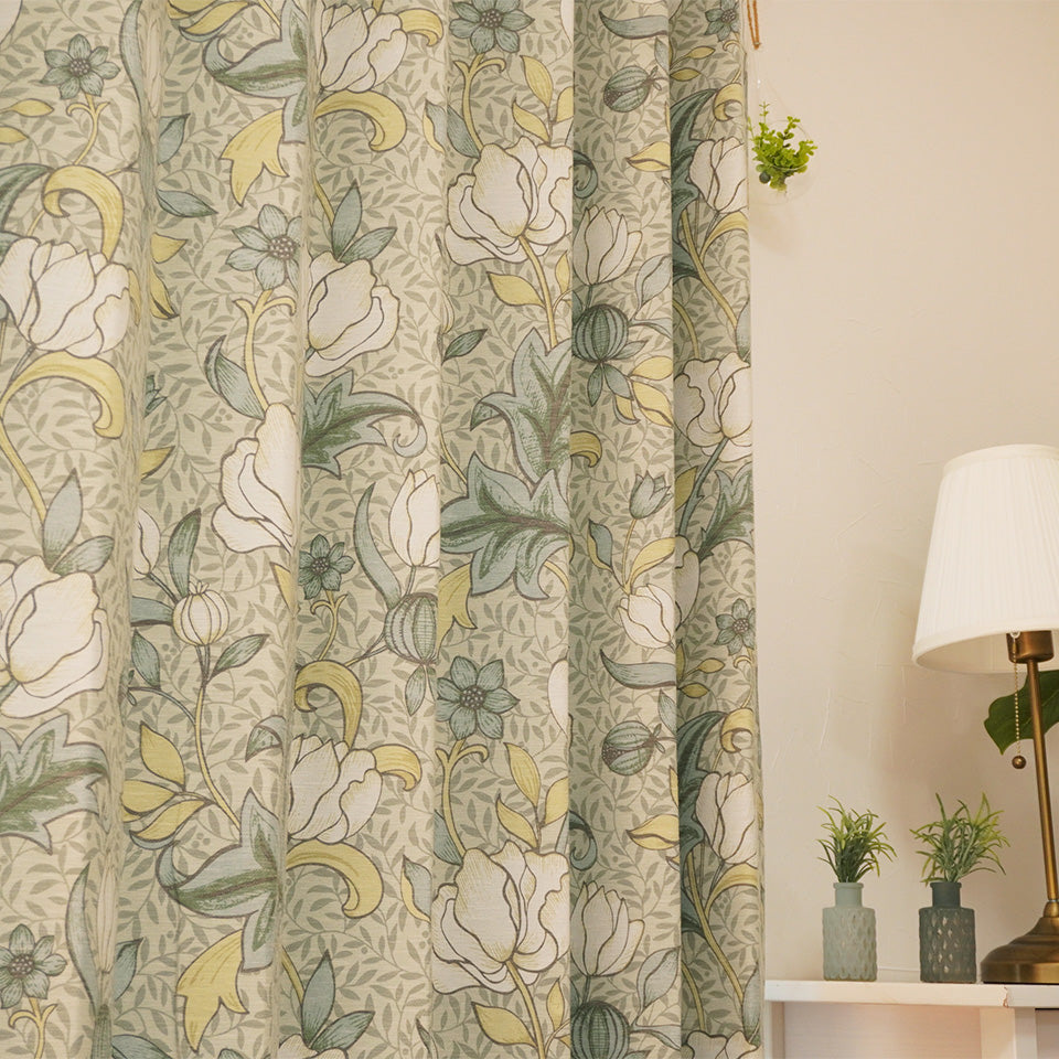 既製｜ウィリアム・モリス風 クラシカルな草花模様の遮光カーテン