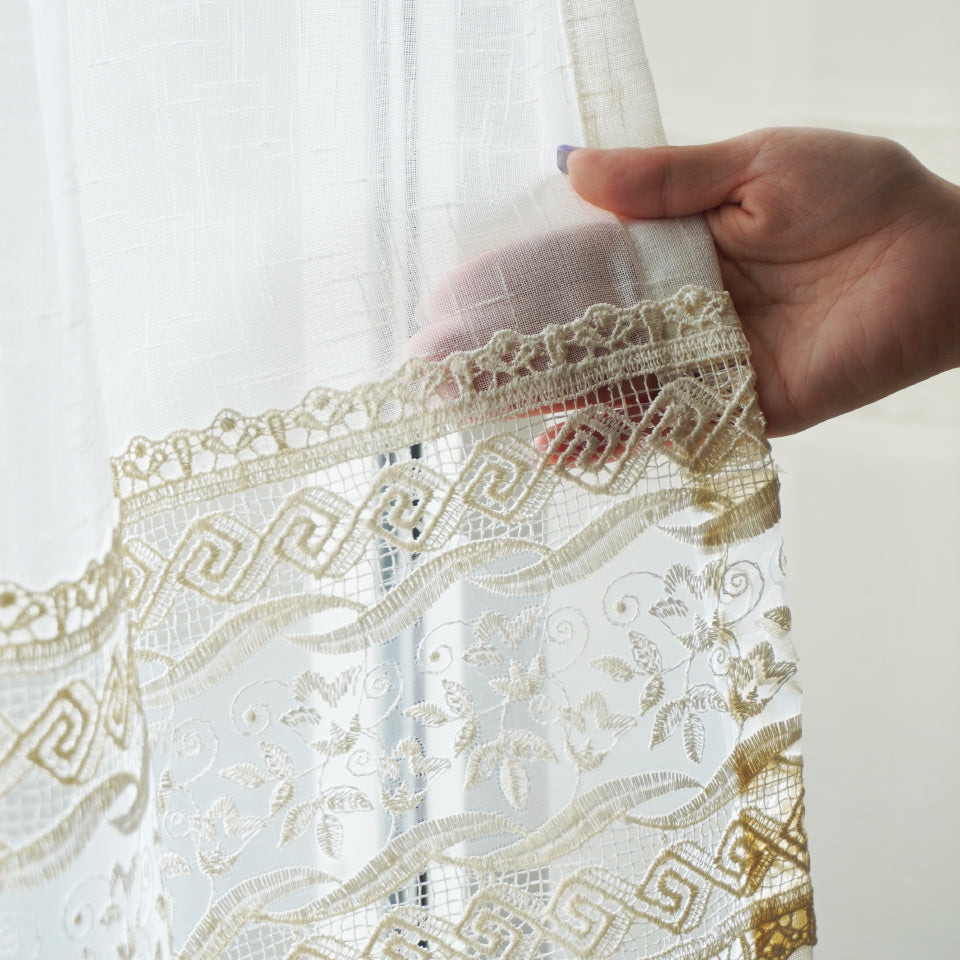 生成り生地に繊細な刺繍の高級感 エレガントレース 生成りのトルコ産刺繍