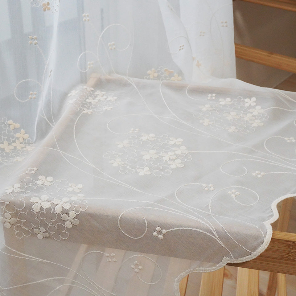 花柄刺繍ボイルレース 裾スカラップ刺繍