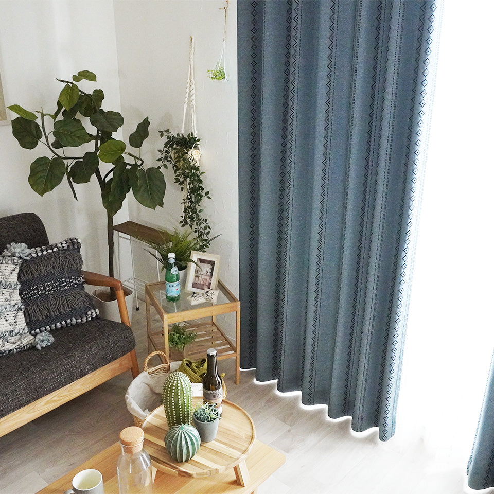 既製｜ナチュラルビンテージデザインの遮光カーテン｜グリフィス