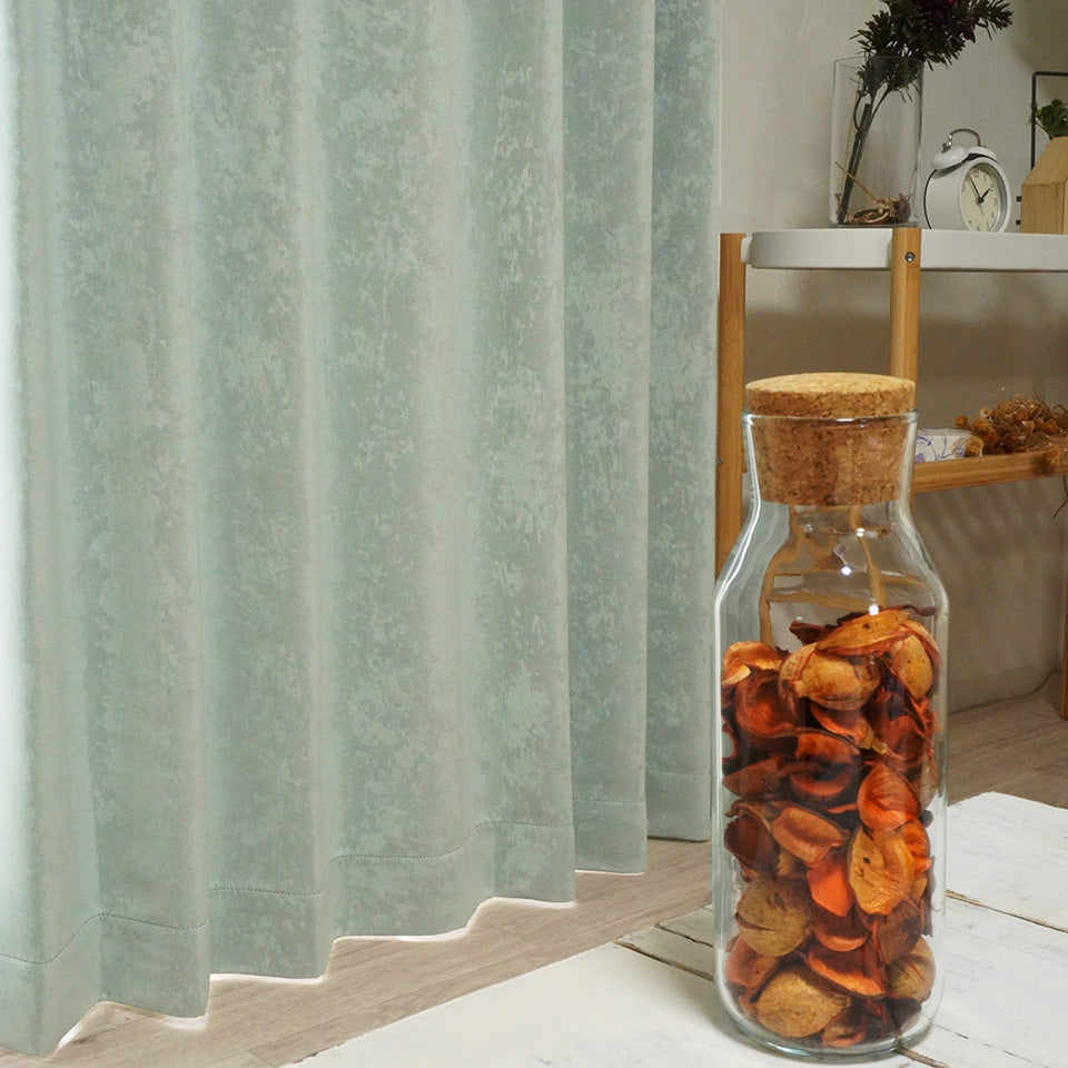 既製｜売れ筋 遮光1級上品な淡色のチンチラ調デザインカーテン｜グロース