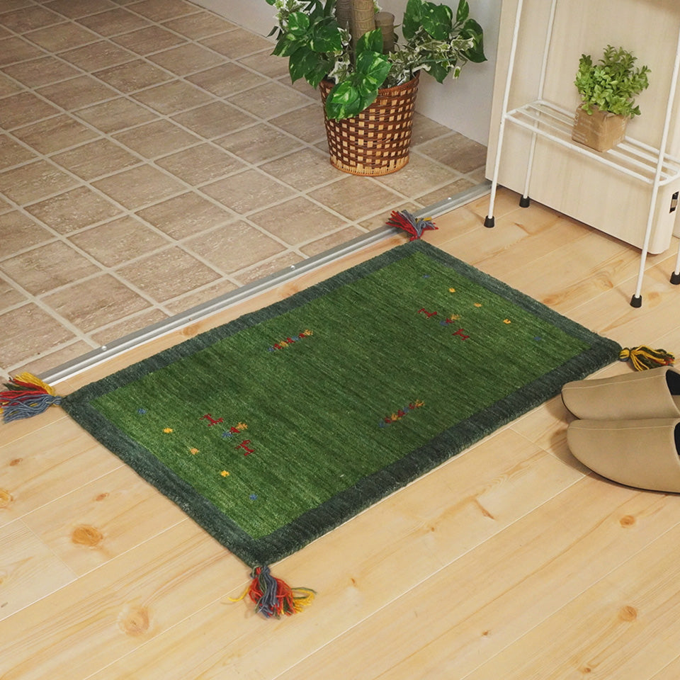 天然素材で温かみを感じるインド製手織りギャッベ グリーン 玄関マットサイズ