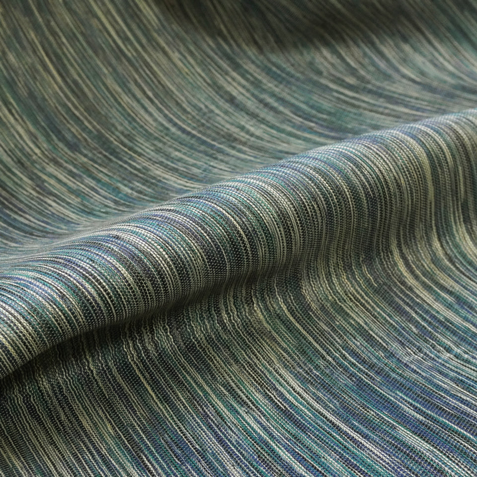 遮光1級 深みのあるダークトーンのジャガード織 ジャガード織の高級感あるカーテン