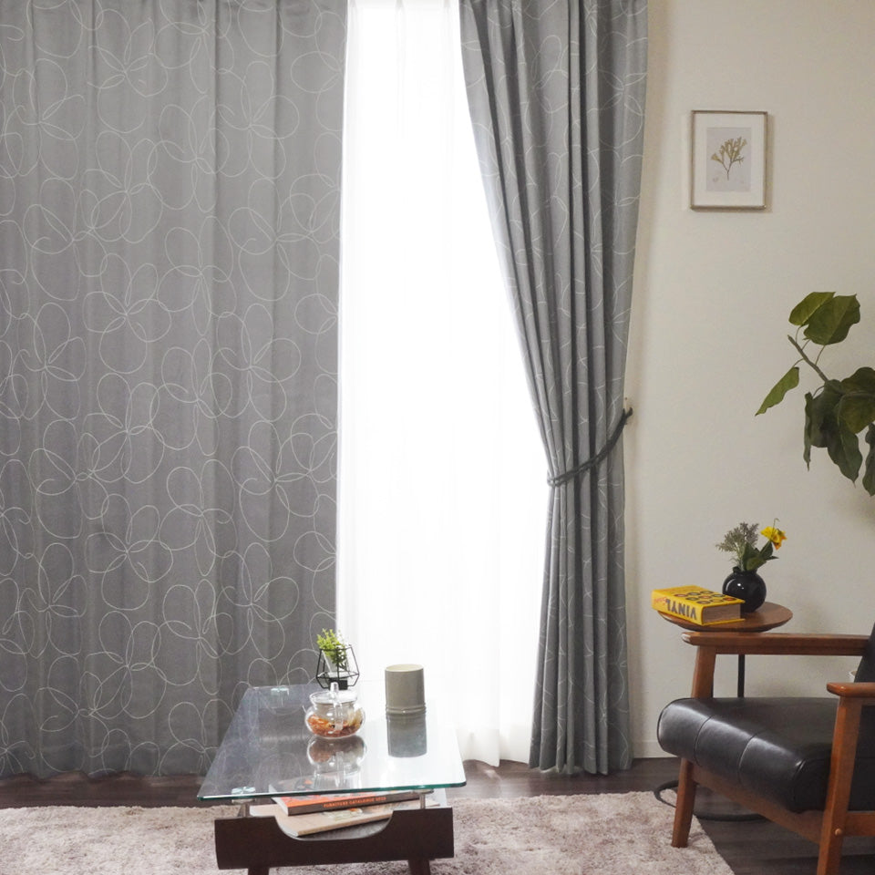 既製｜遮光2級のシンプルモダンなラインワーク花柄カーテン｜コピア