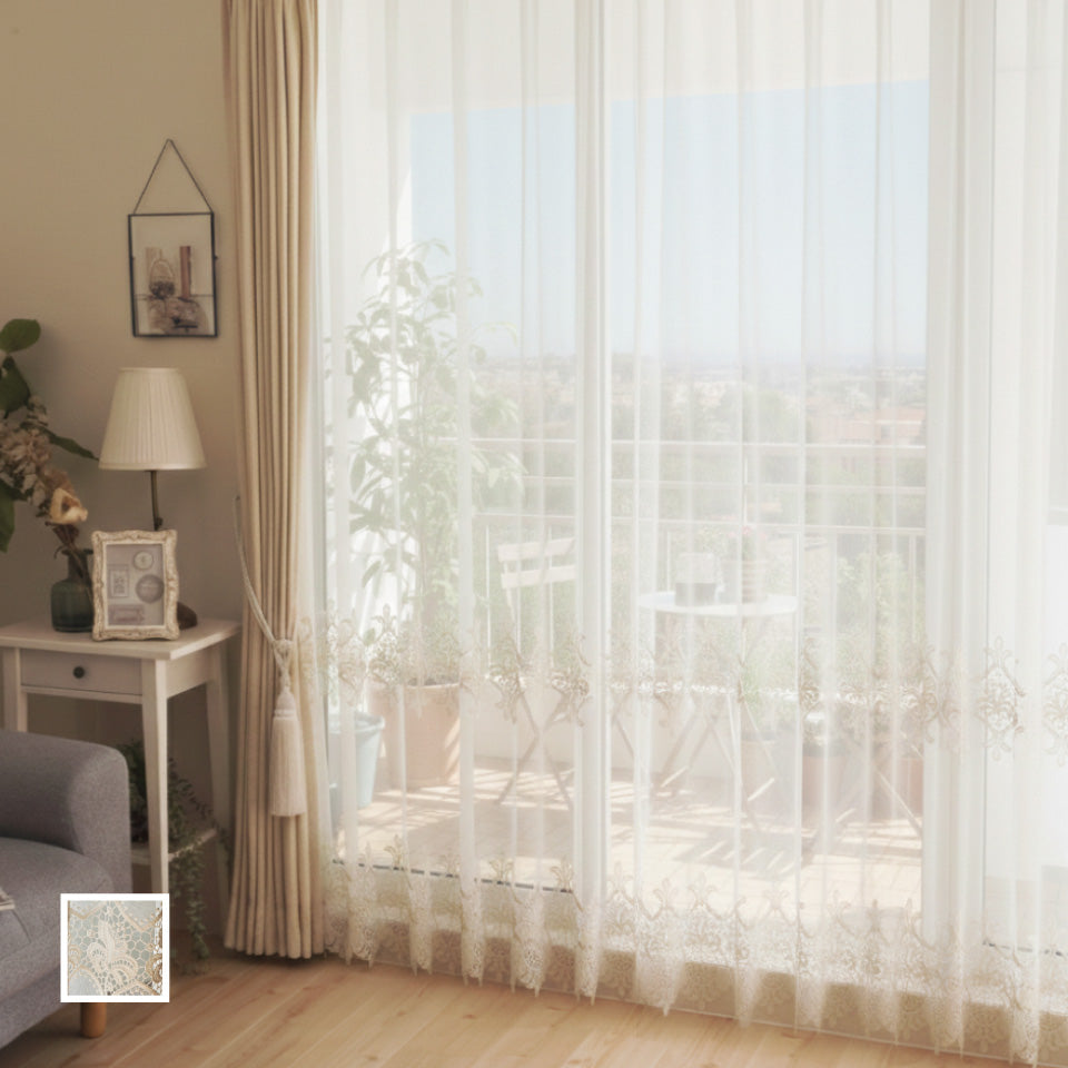 マクラメをあしらった刺繍レース 程よい透け感と採光