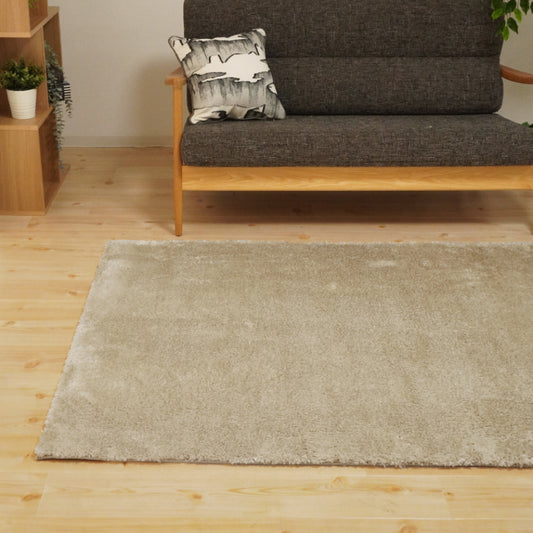 リッチなボリュームと上品な光沢感のシャギーラグ グレージュ