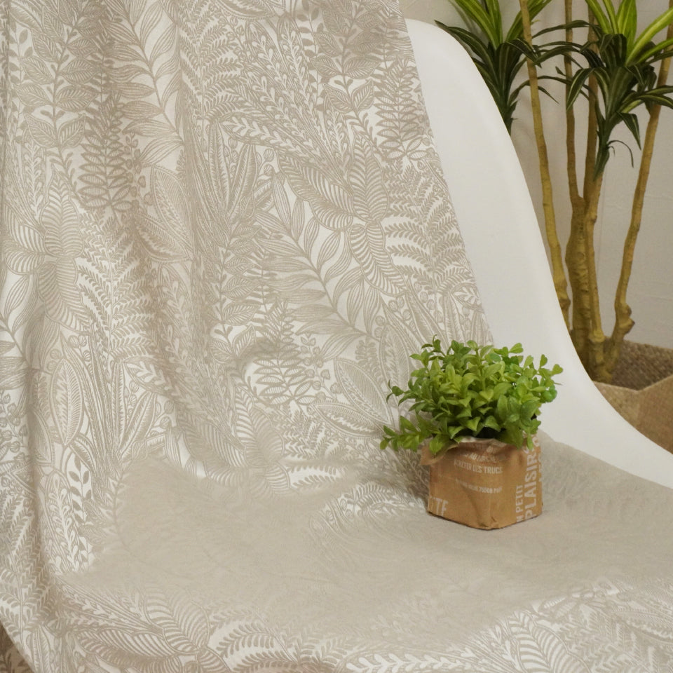 光沢が奏でる上質なリラックス空間 ボタニカル柄ジャガードカーテン リーフ柄