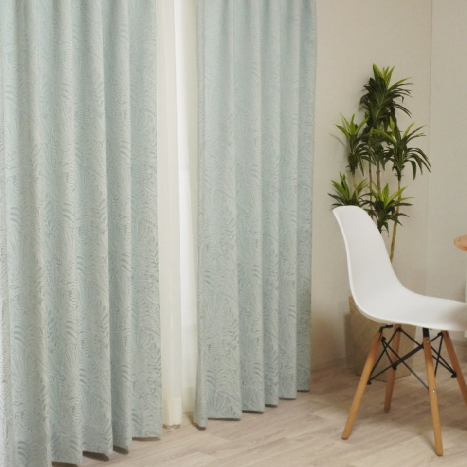 光沢が奏でる上質なリラックス空間 ボタニカル柄ジャガードカーテン 北欧スタイル