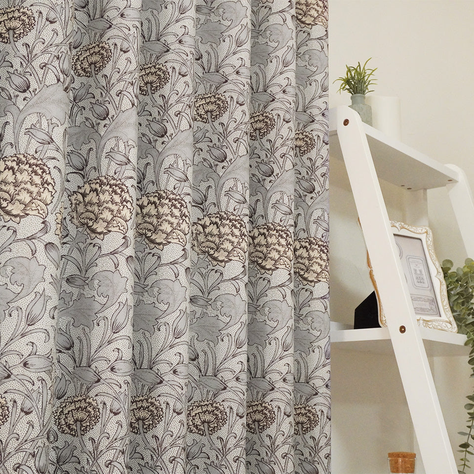 既製｜ウィリアム・モリス風 花々と曲線を描く葉の模様のボタニカル