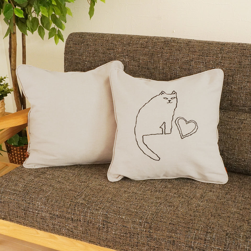 綿100％ 年中使える北欧ナチュラル モノトーンネコ柄｜刺繍クッション