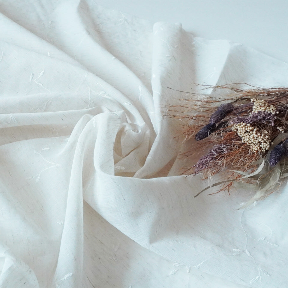 数量限定|ハンドメイドにおすすめ|刺繍レースカーテン はぎれ 数量限定|ハンドメイドにおすすめ|刺繍レースカーテン はぎれ