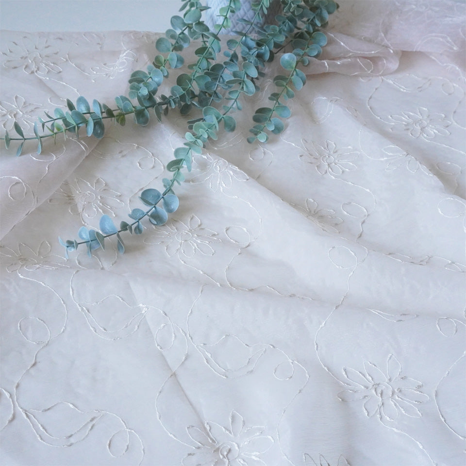 数量限定｜ハンドメイドにおすすめ｜刺繍レースカーテン はぎれセット
