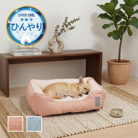 3サイズ 冷感素材 可愛らしいチェック柄の快適に過ごせるペットベッド|SRチェキ スクエアベッド｜ピンク使用例