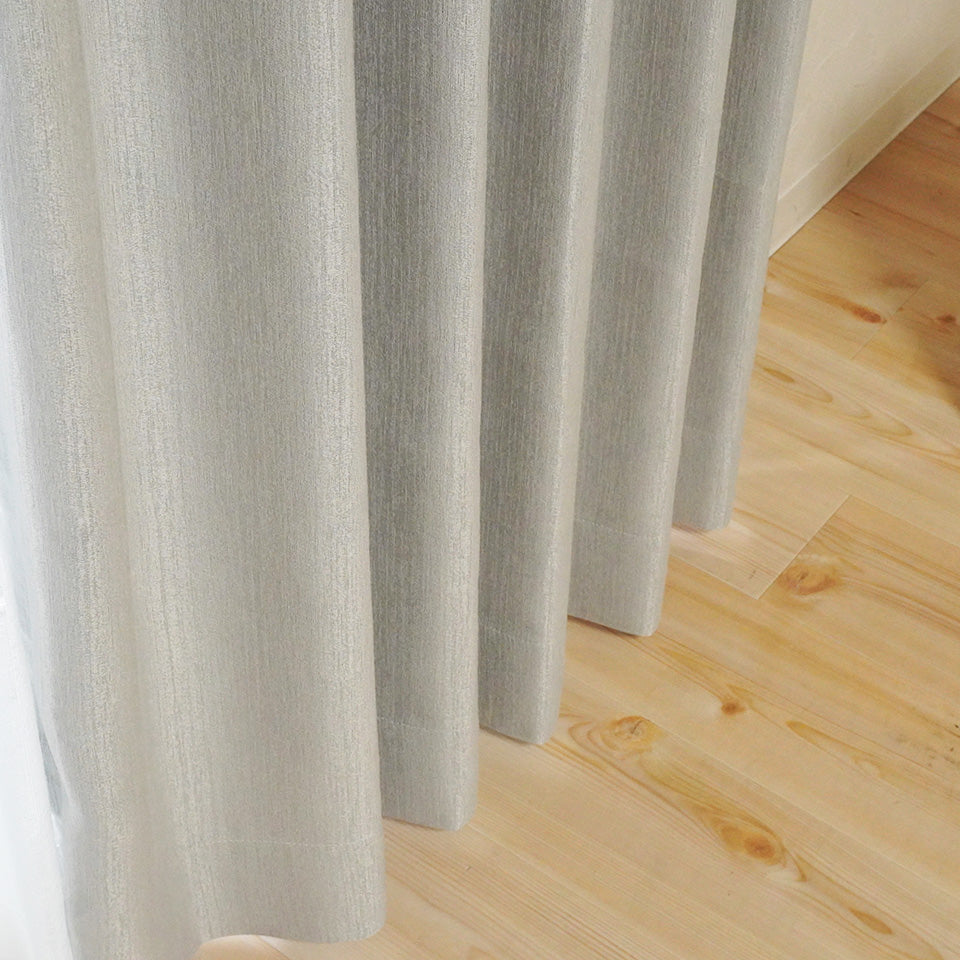 防炎・遮光2級の無地カーテン ライトグレー 形状安定プリーツ加工