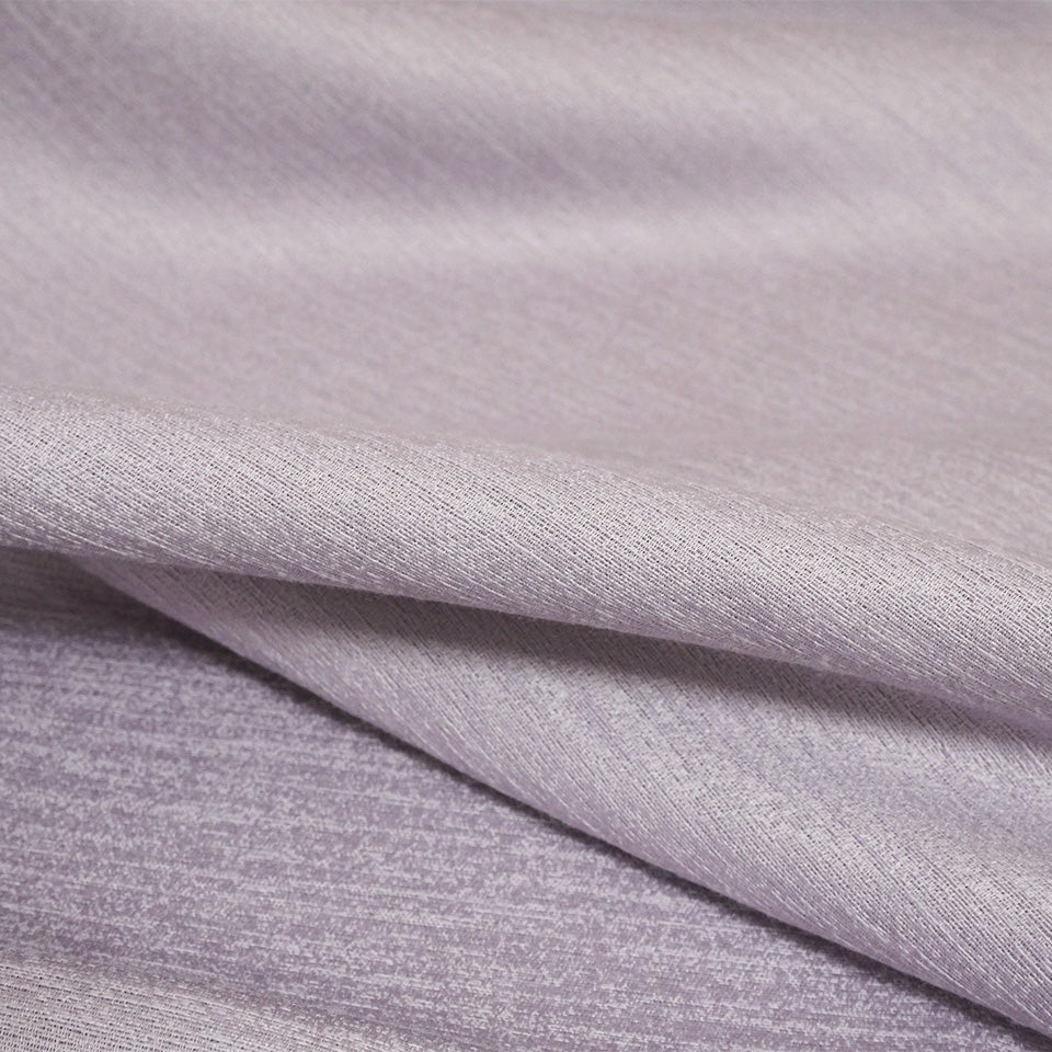 防炎・遮光2級の無地カーテン パープル 生地感