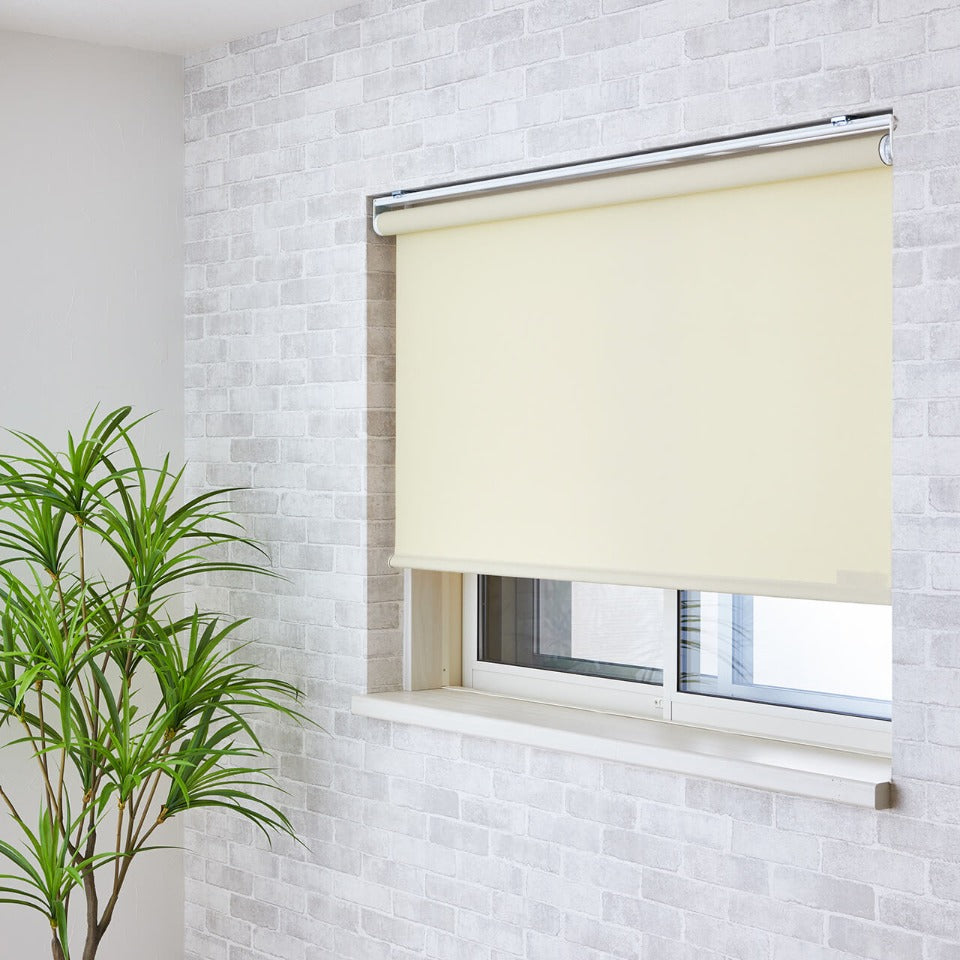 無料生地サンプル】ロールスクリーン サニー（非遮光）