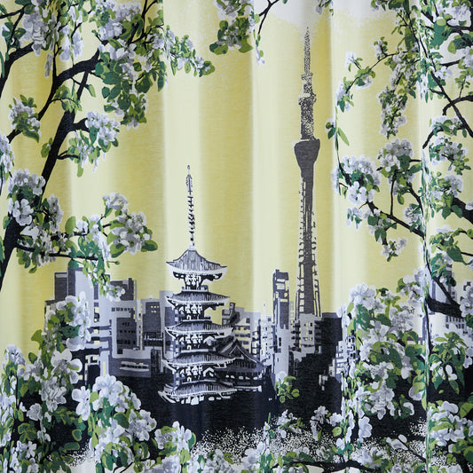 日本の首都・東京のシンボルとまるでお花見を楽しんでいるようなカーテン 風景のようなカーテン